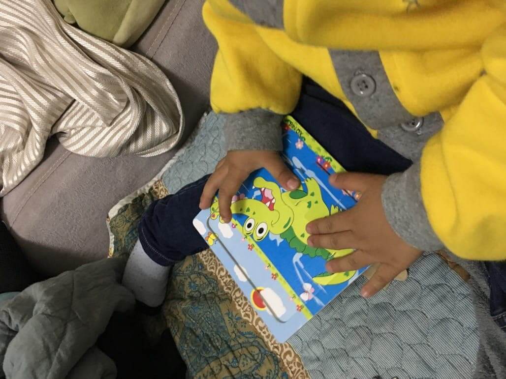 从角落的拼图出发,连成一片